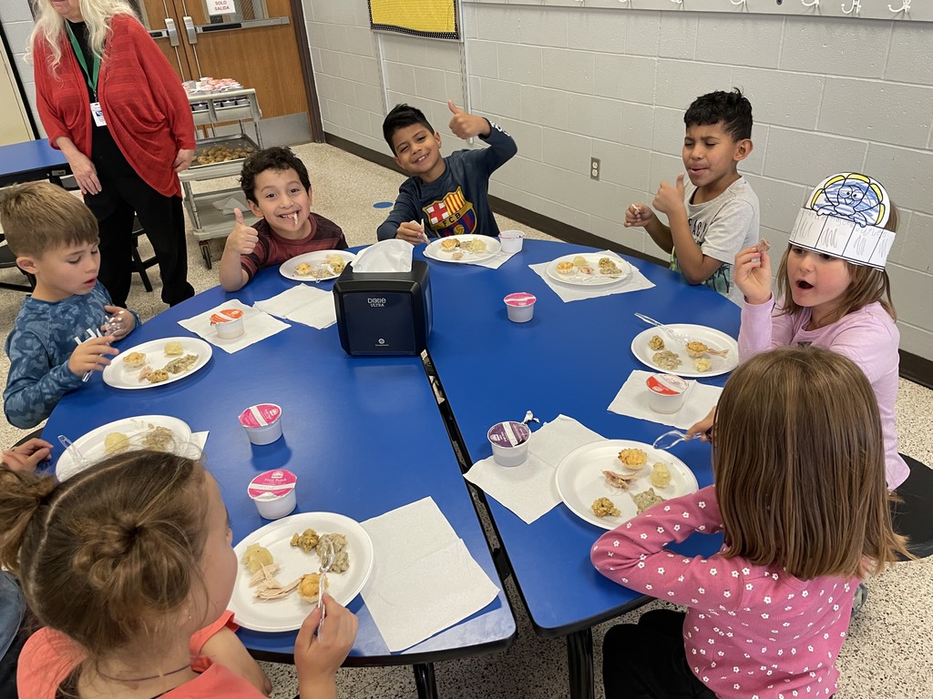 1st grade Thanksgiving feast